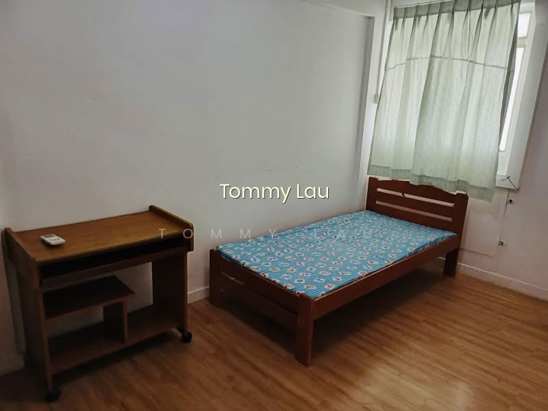684 HOUGANG AVENUE 8 photo 3
