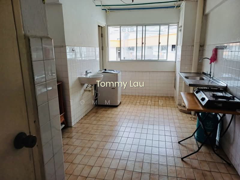 684 HOUGANG AVENUE 8 photo 5