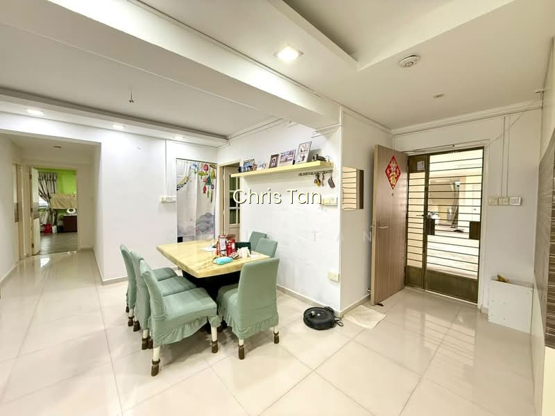 882 WOODLANDS STREET 82