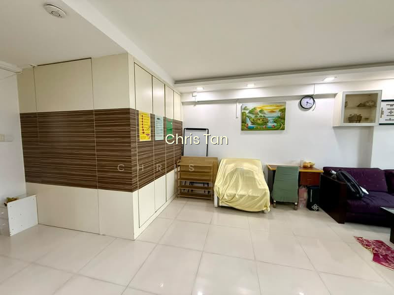 882 WOODLANDS STREET 82 photo 3