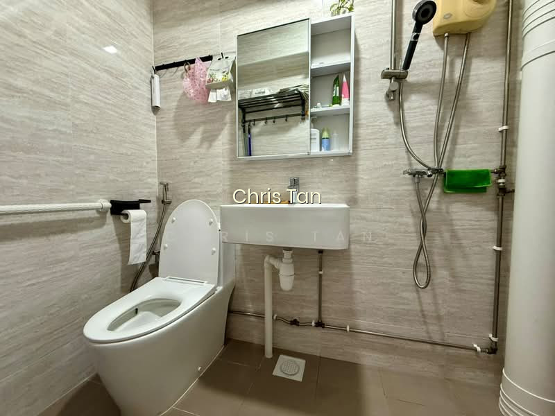 882 WOODLANDS STREET 82 photo 6