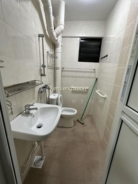 209 SERANGOON CENTRAL photo 3