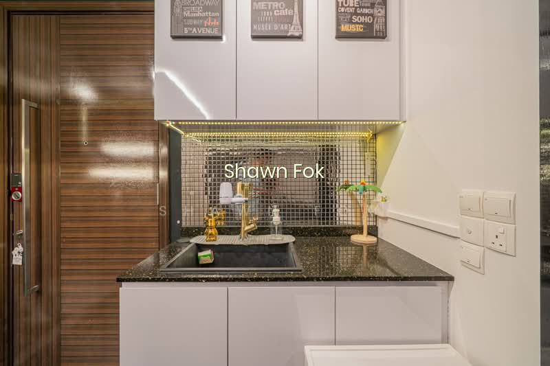 SMART SUITES image 1 of 10
