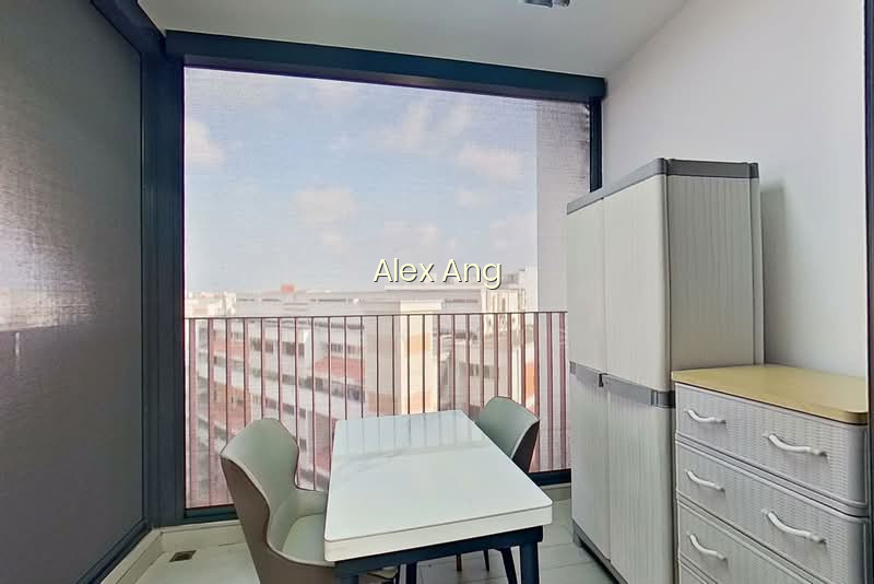 RIVERFRONT RESIDENCES 2