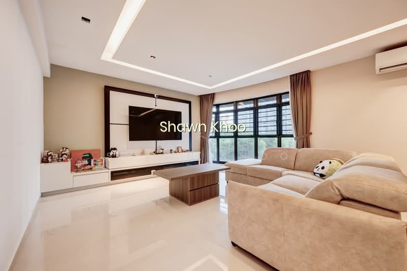 654 SENJA ROAD image 1 of 10