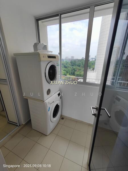 Suites @ Cairnhill photo 3