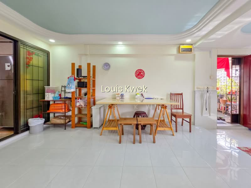 470 TAMPINES STREET 44 photo 2