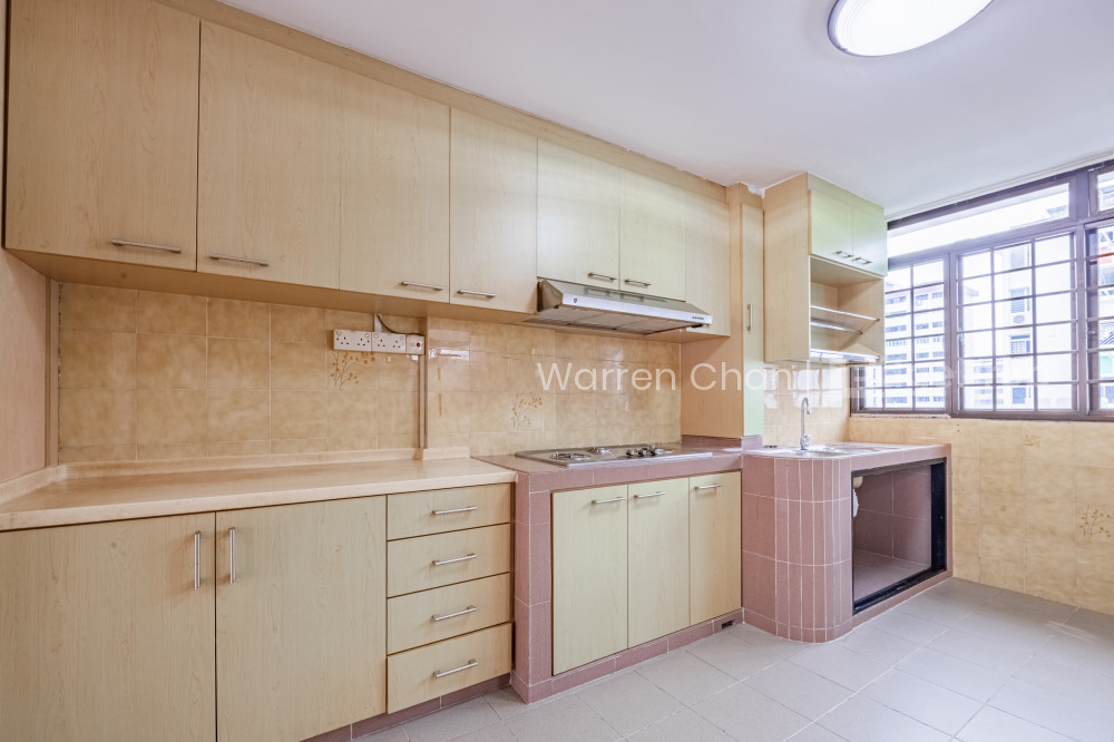 16 EUNOS CRESCENT photo 5