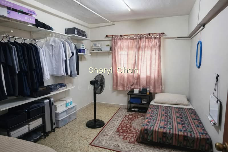 24 MARSILING DRIVE photo 2