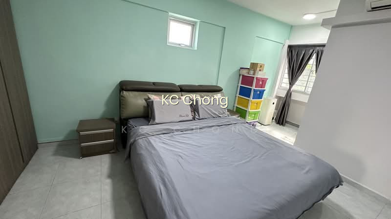 816 JURONG WEST STREET 81 photo 2
