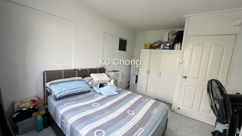 816 JURONG WEST STREET 81 photo 4