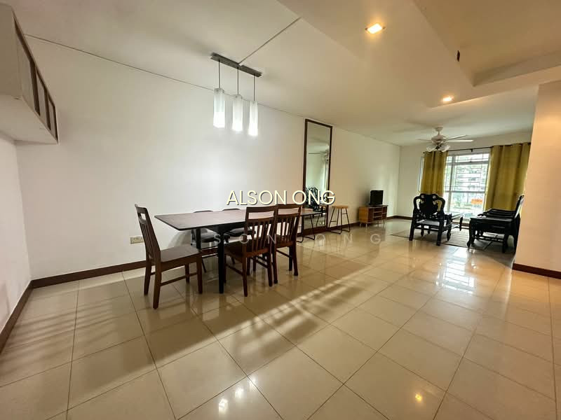296 PUNGGOL CENTRAL photo 2