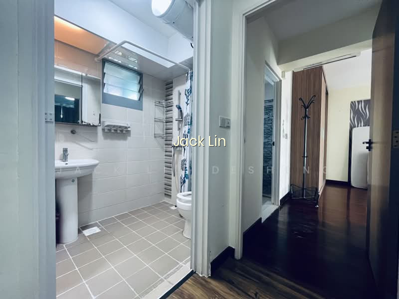477C UPPER SERANGOON VIEW photo 4
