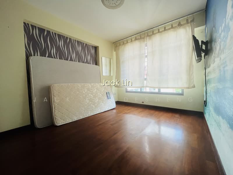 477C UPPER SERANGOON VIEW photo 5