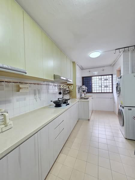 317 JURONG EAST STREET 31 photo 3