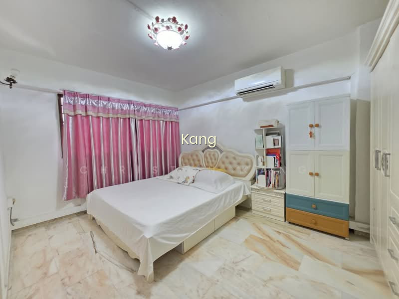 317 JURONG EAST STREET 31 photo 4