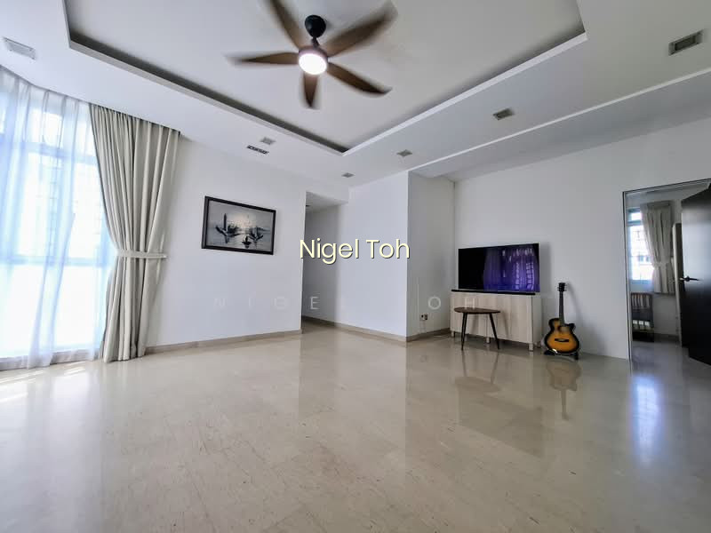 BALLOTA PARK CONDO image 1 of 10