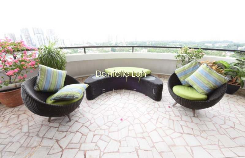 REGENCY PARK 7
