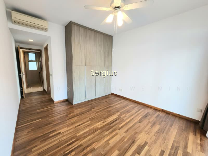 THE METROPOLITAN CONDOMINIUM photo 5