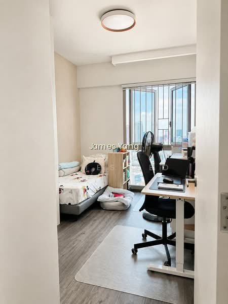 HILLVIEW REGENCY photo 4