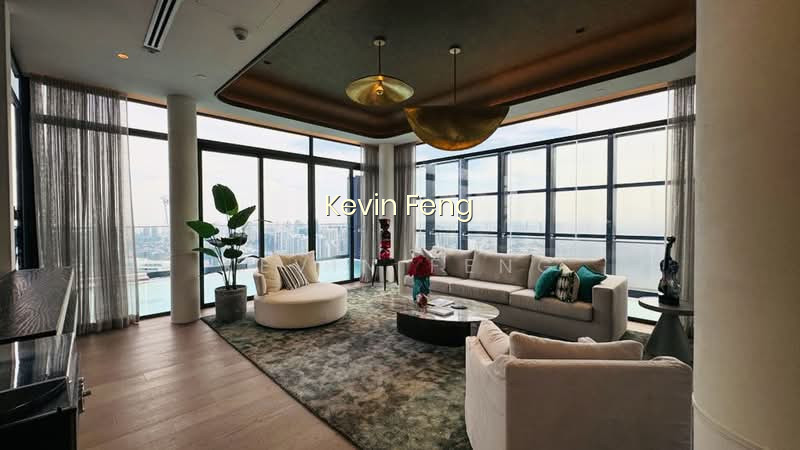 THE RITZ-CARLTON RESIDENCES 2