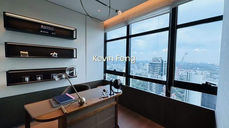 THE RITZ-CARLTON RESIDENCES 8