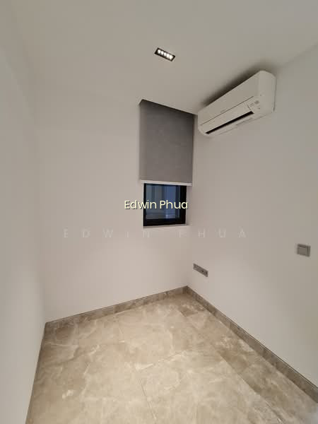 MARTIN MODERN 2