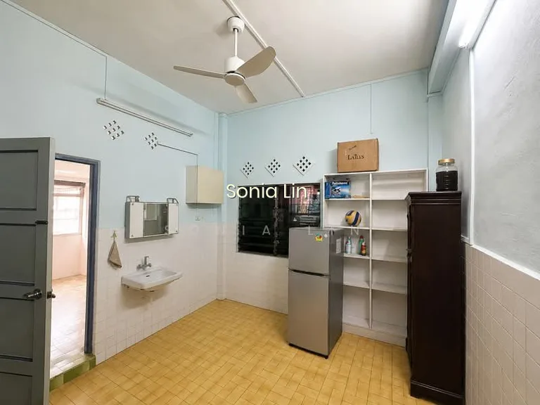 Cheap and Rare Freehold 2 Storey Semi-D @ Siglap/ East Coast Park image 1 of 10
