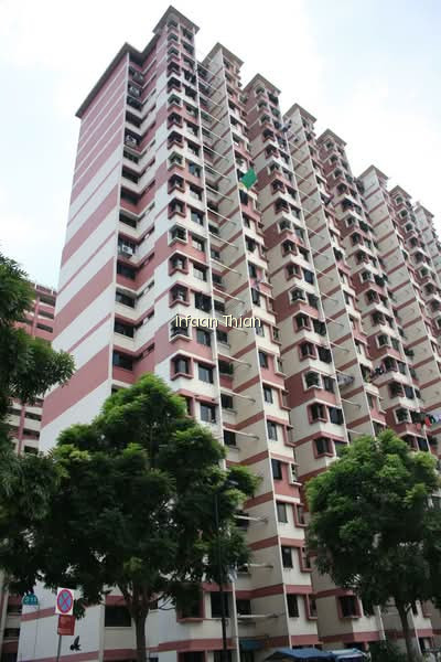 211 BOON LAY PLACE photo 4