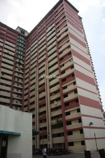 211 BOON LAY PLACE photo 5