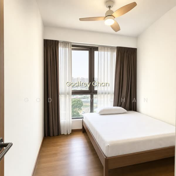 RIVERCOVE RESIDENCES EC photo 2