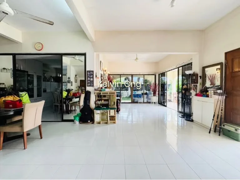 Jalan Pernama / Bena Park image 1 of 9