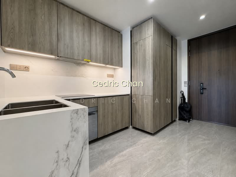 LEEDON GREEN photo 4