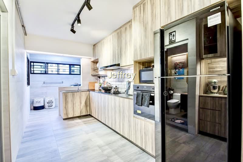 139 RIVERVALE STREET photo 4