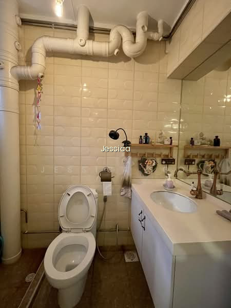232 COMPASSVALE WALK photo 5