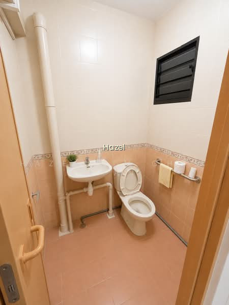 310 CLEMENTI AVENUE 4 photo 3