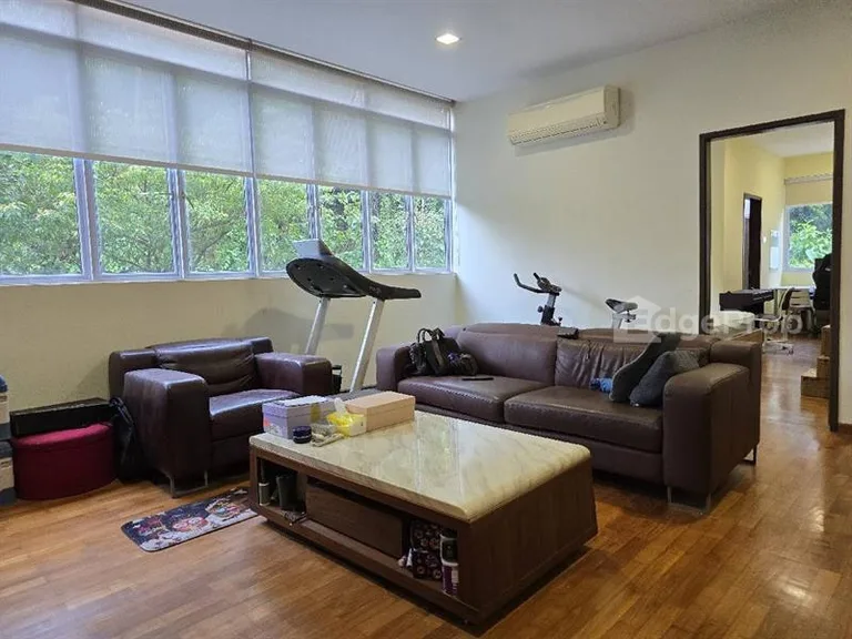 Sembawang Hills Estate image 1 of 10