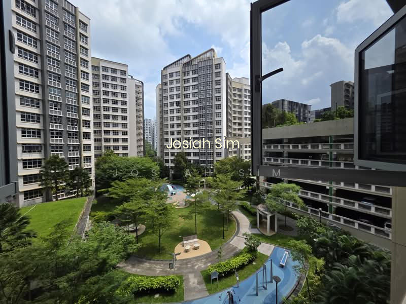 876C TAMPINES AVENUE 8