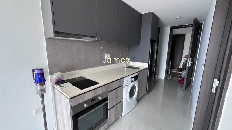 RIVERFRONT RESIDENCES photo 2