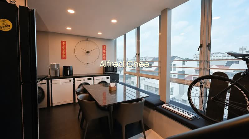 RESIDENCES @ JANSEN photo 2