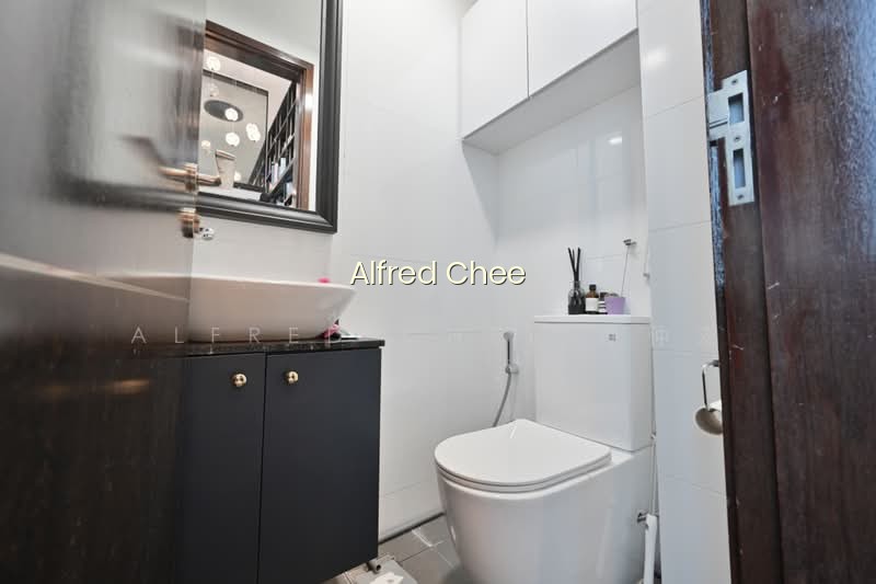 RESIDENCES @ JANSEN photo 5