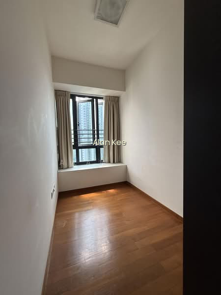 368 THOMSON photo 5
