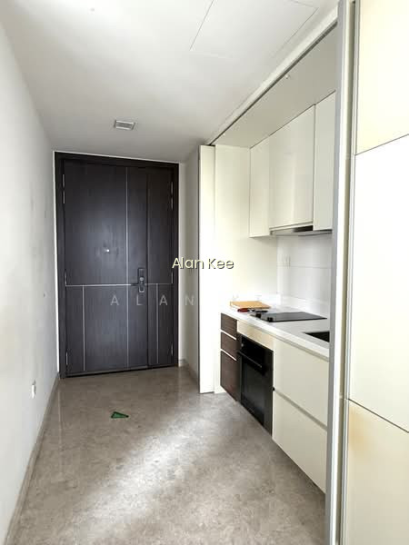 368 THOMSON photo 6