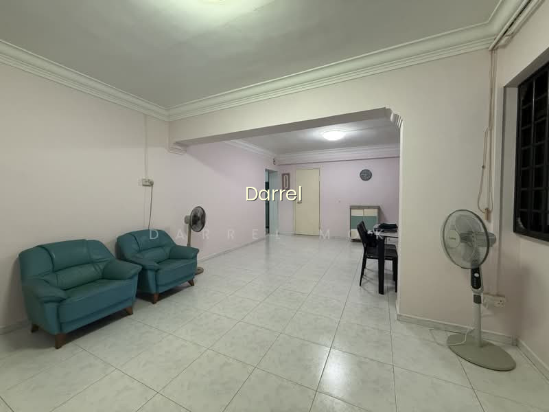 330 SEMBAWANG CLOSE photo 4