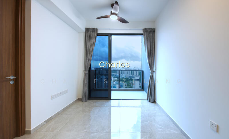 STIRLING RESIDENCES photo 4