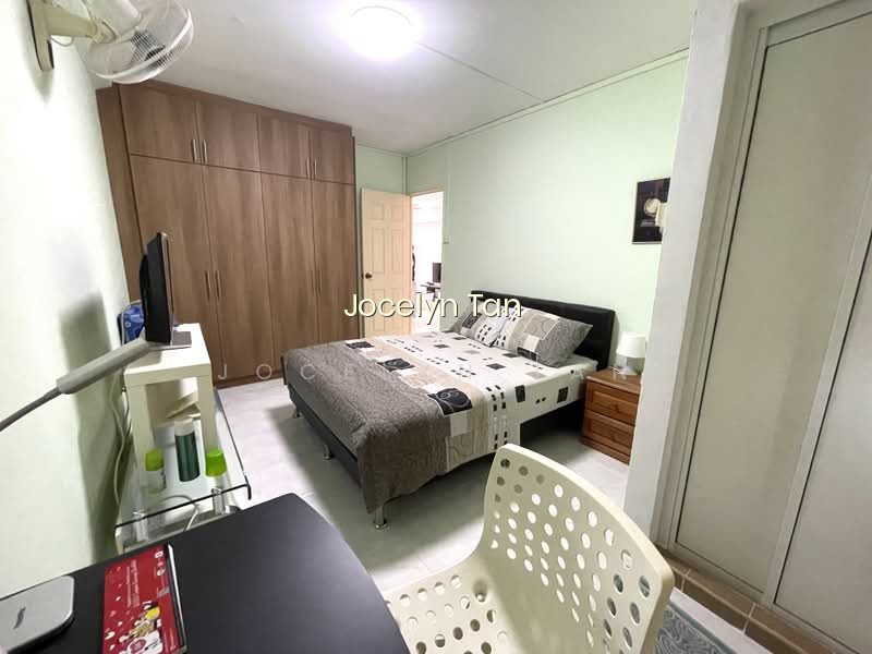 444 TAMPINES STREET 42 photo 4
