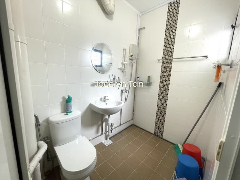 444 TAMPINES STREET 42 photo 6