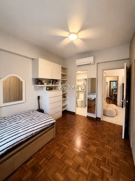 WEST BAY CONDO photo 4