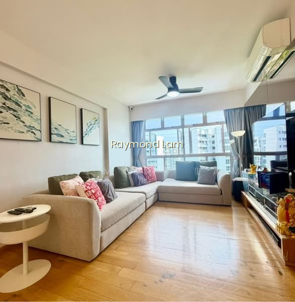879B TAMPINES AVENUE 8