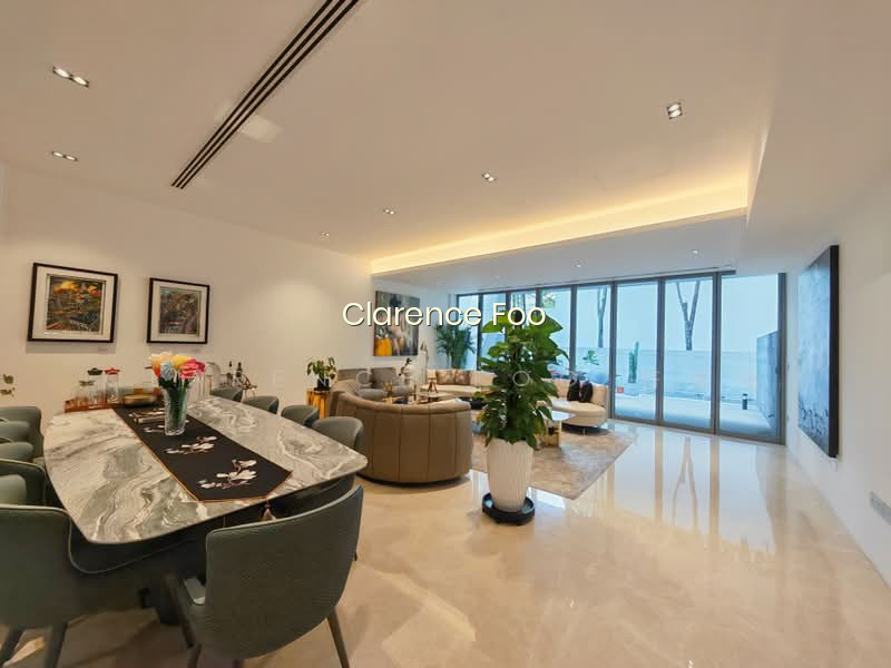 OXLEY RESIDENCE photo 2
